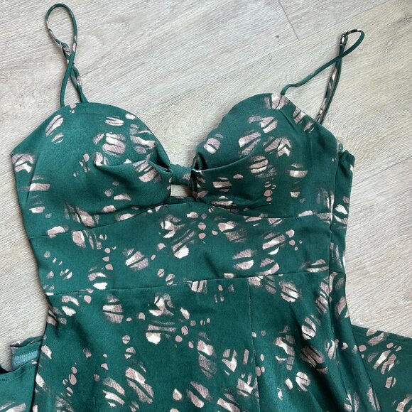 Hello Molly Green Floral Midi Dress - Picture 7 of 7